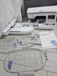 Mașină de brodat Brother Innov-is NV870SE + Accesorii + Software