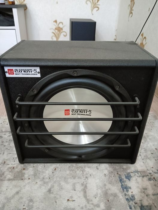 Продам сабвуфер 12дюйм