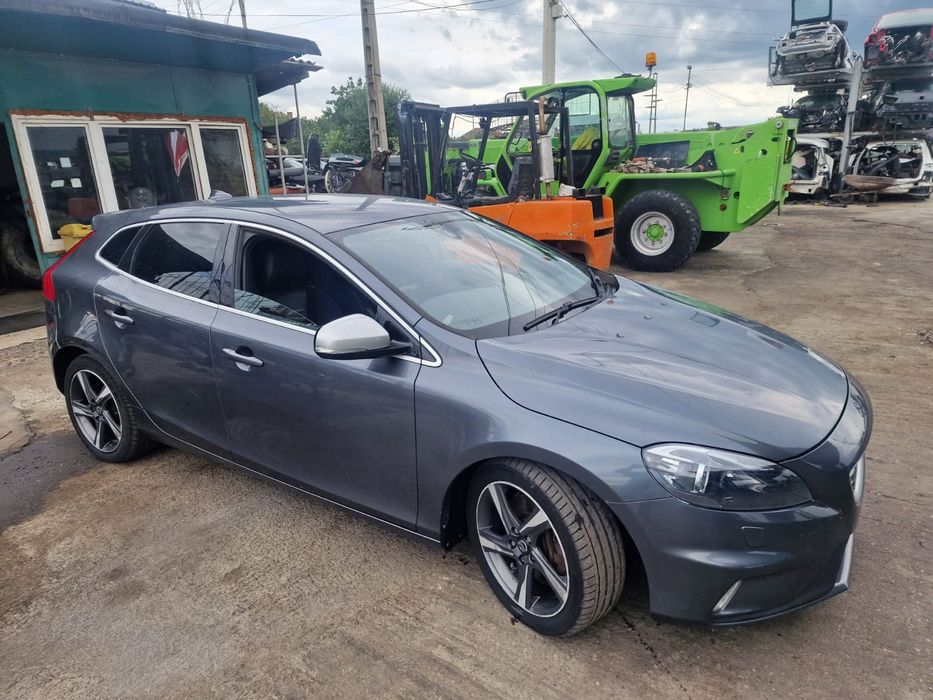 Dezmembram Volvo V40 2014 2.0d D5204T6
