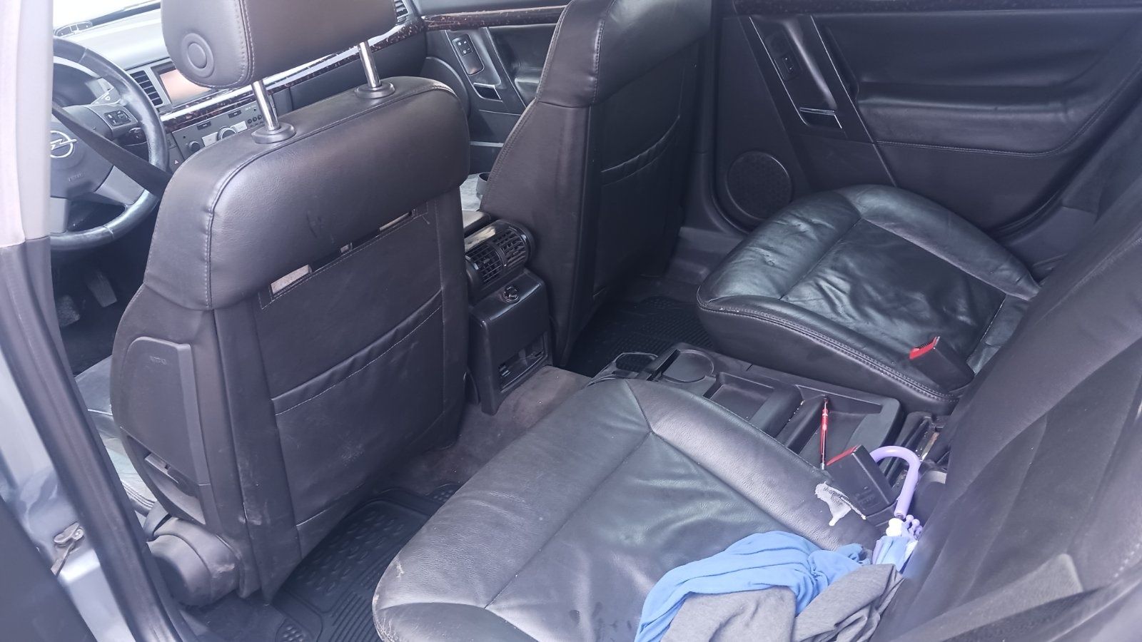 Продавам Опел сигнум 1.9TDI   150к.с