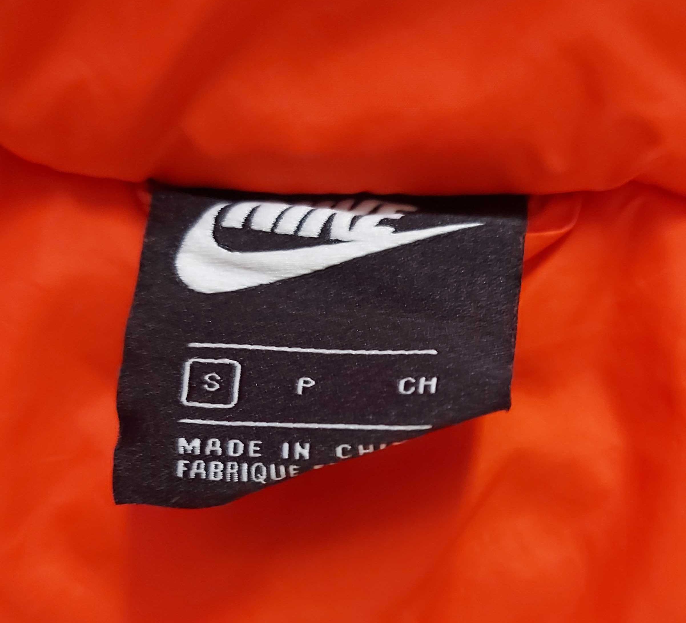 Дамско яке Nike , размер S/38, оранжево , дълго , зимно термофибри