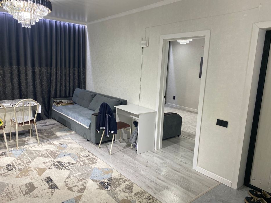 2 комн кв Биржан Сала 108, с мебелью