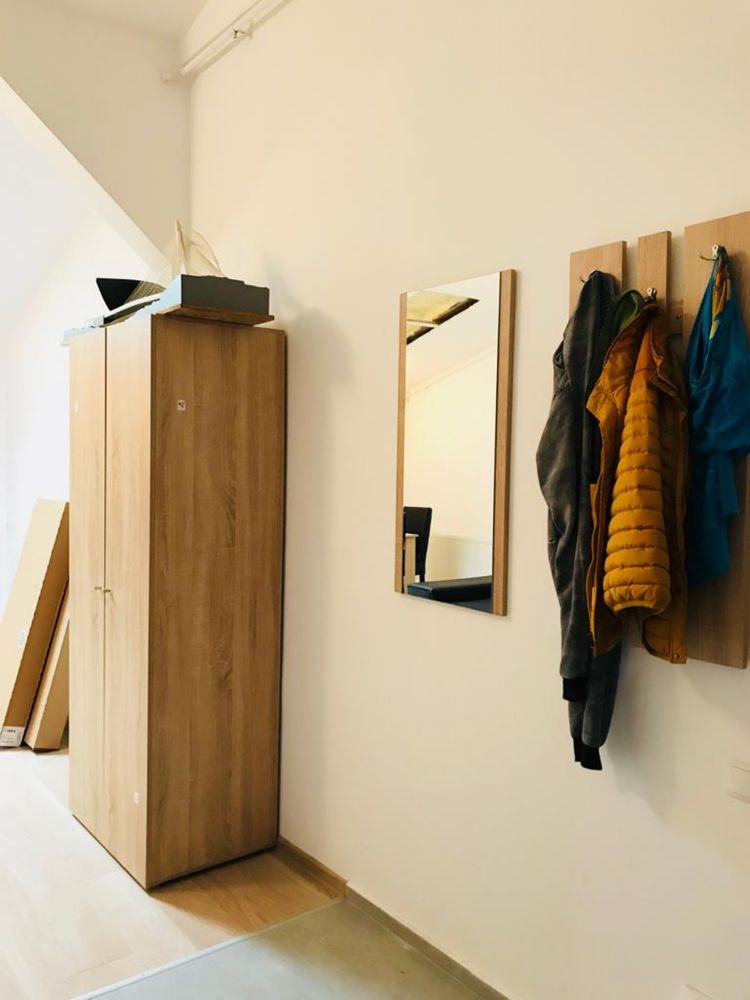 Persoana fizica ofer spre inchiriere Studio de 44 mp