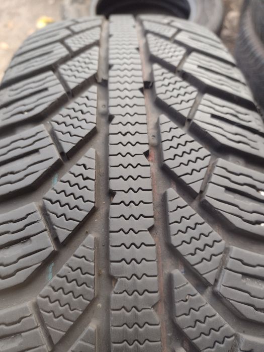 Перфектни 4бр.185/70/14 Семперит дот2523