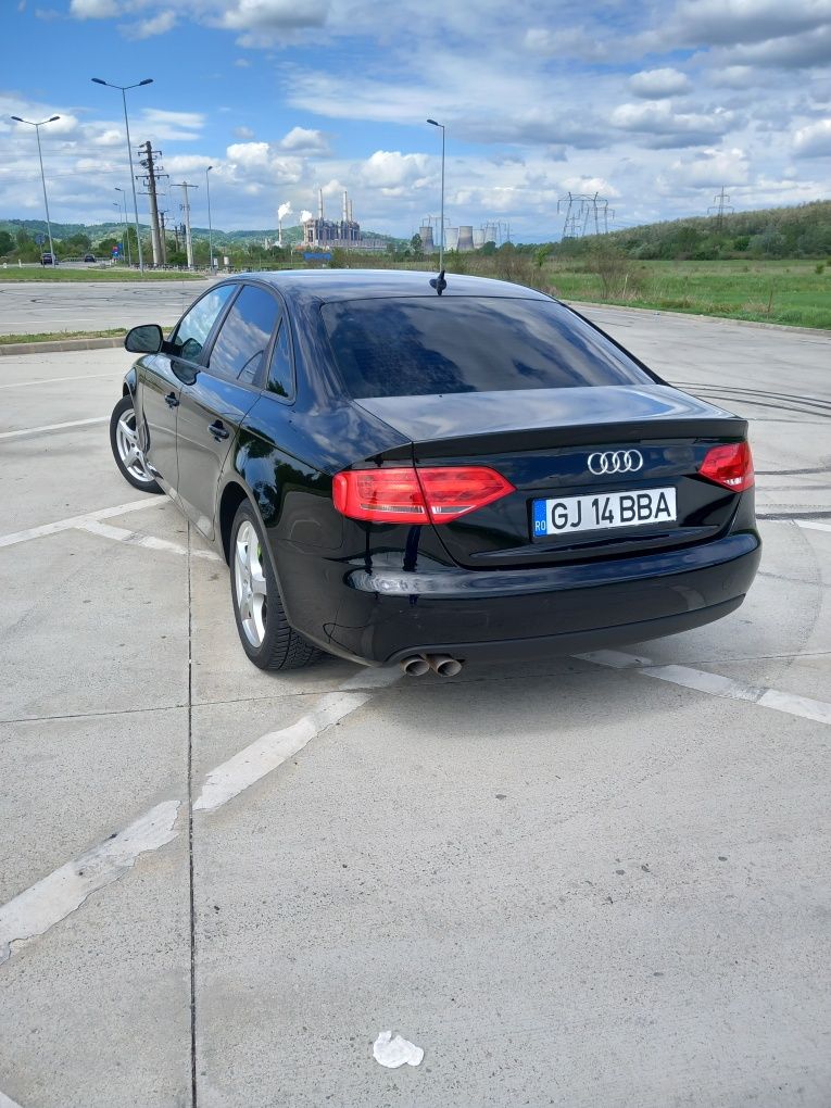 Audi A4 B8 2009 143 cp