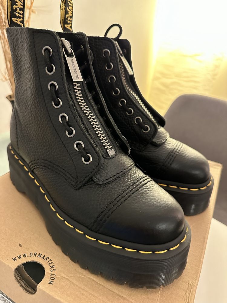 Bocanci Dr. Martens Sinclair