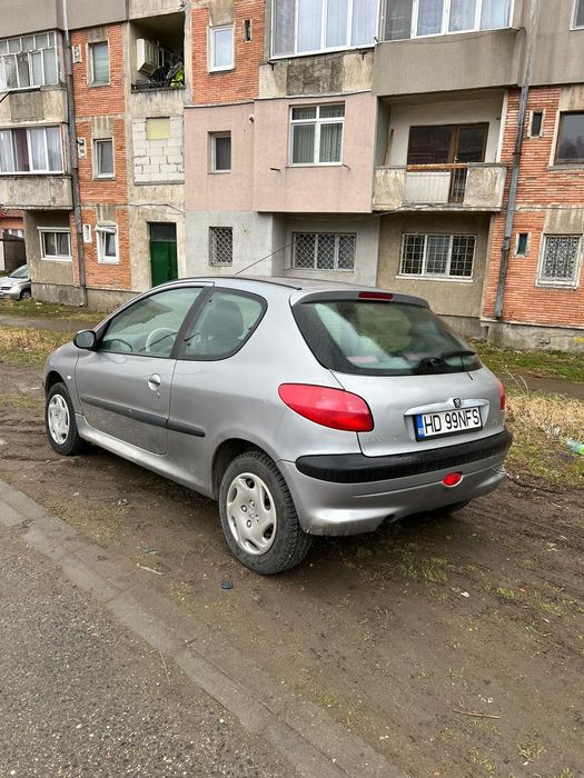 Vând Peugeot 206