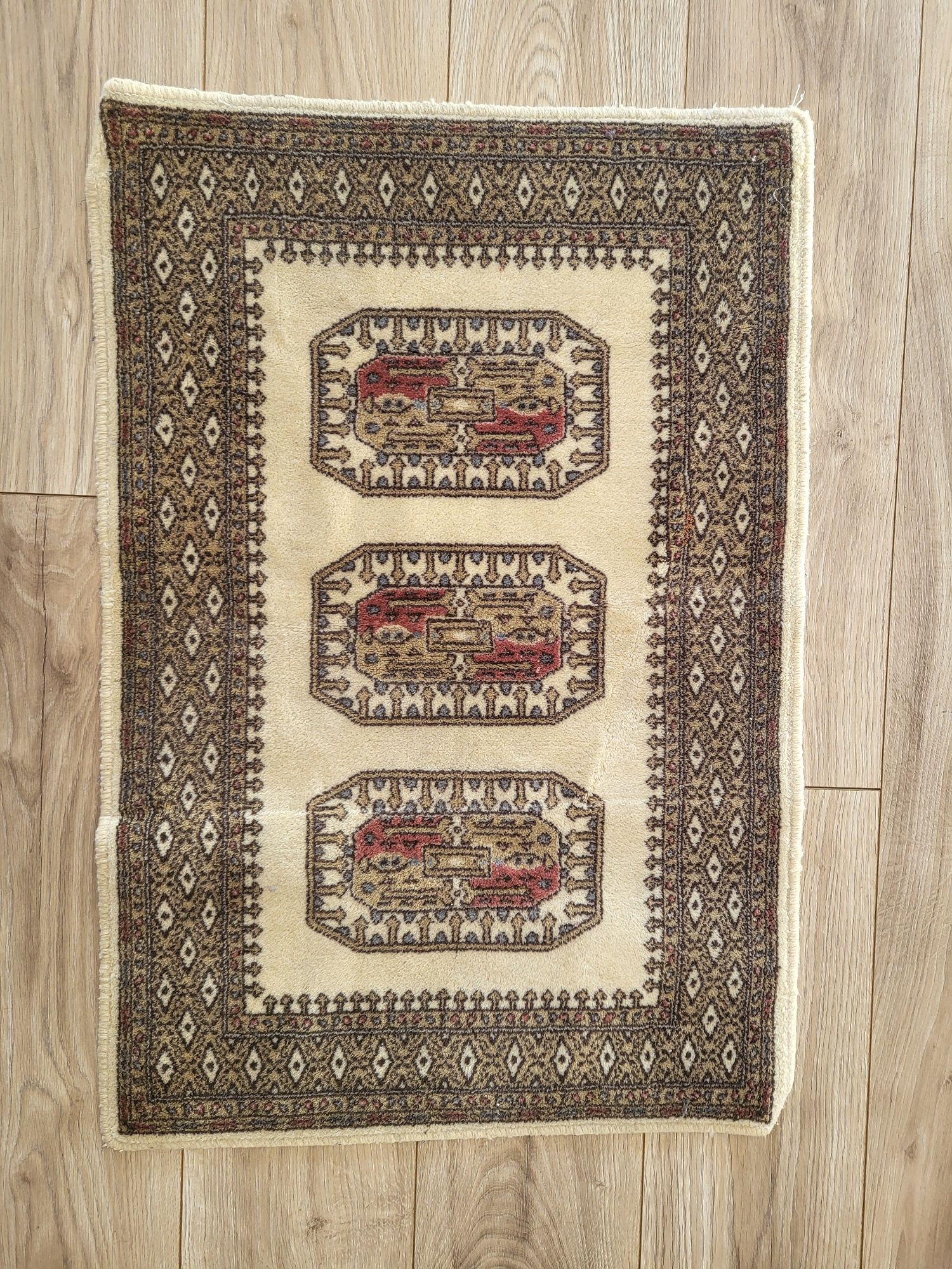 Vand 2 covoare retro