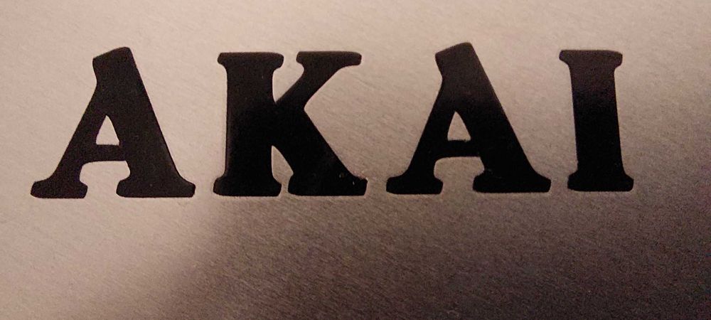 Vand Role metalice Akai de 18