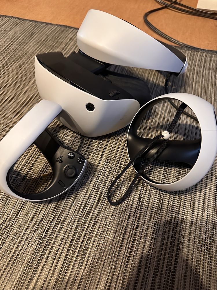 Очки виртуальной реальности Playstation VR 2