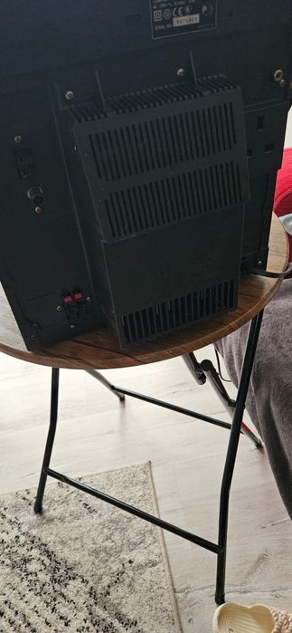 Combina Sony fara boxe