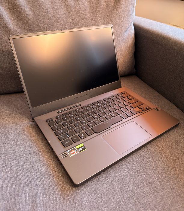 Rog Zephyrus G14, Ryzen 5 4600HS, 24gb ddr4, gtx 1650Ti 4gb, 1tb nvme
