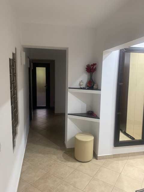 apartamente de vanzare campina