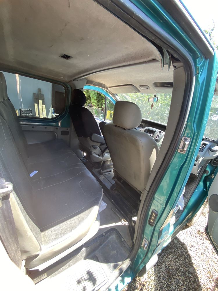 Ranault trafic 3200€ negociabil