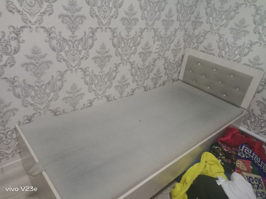 Кровать за 10000