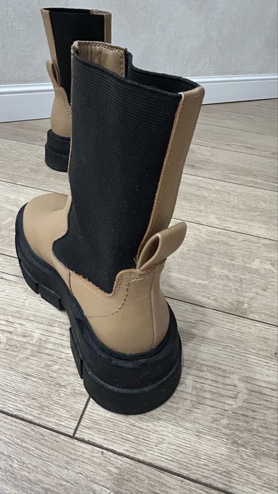 Сапоги осенние Mango