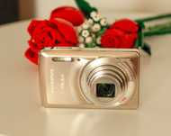 Olympus Stylus (Miu) 7030 DigiCam de 14 MP si zoom 7X (camera foto)