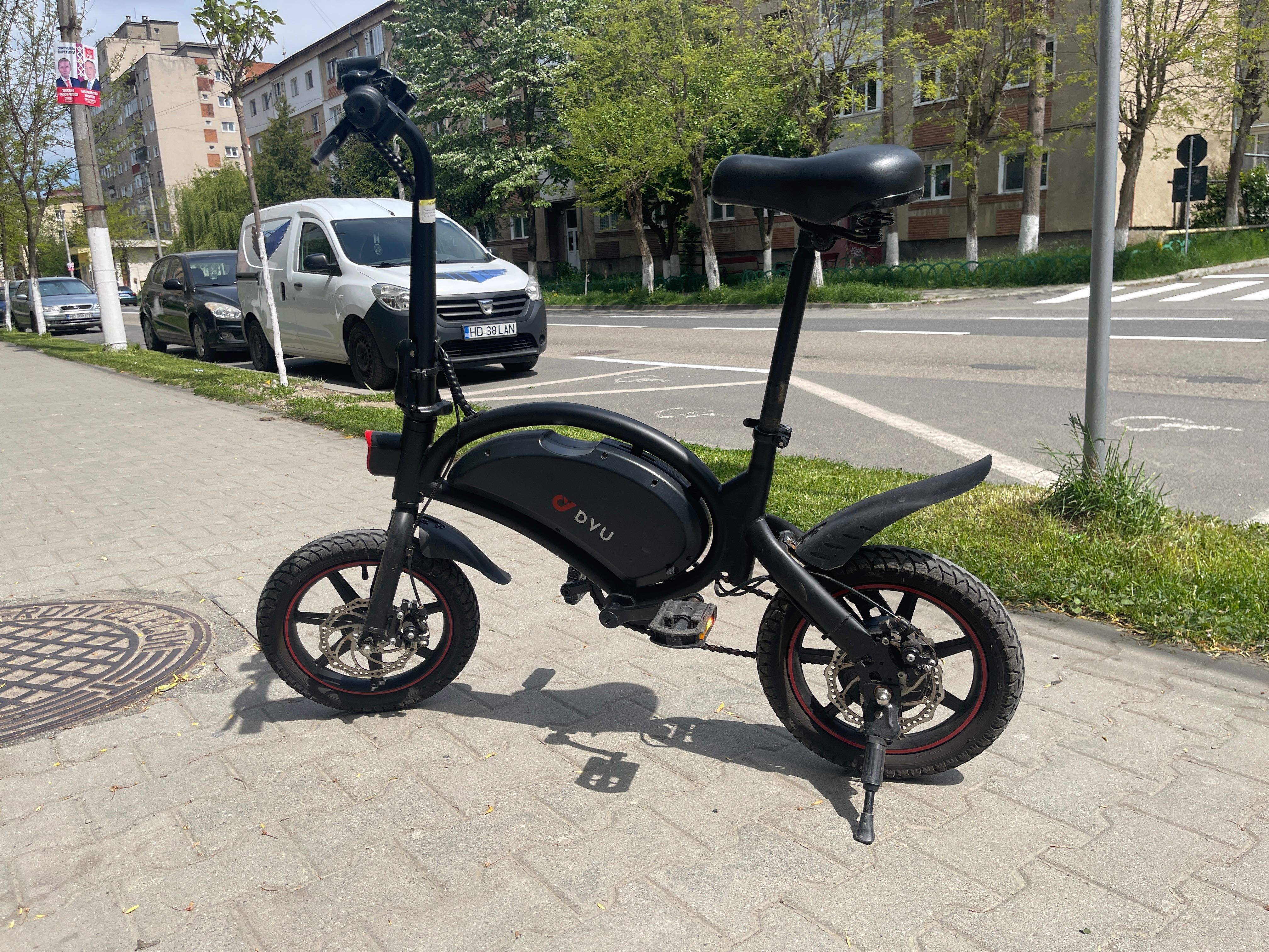 Bicicletă electrică DYU