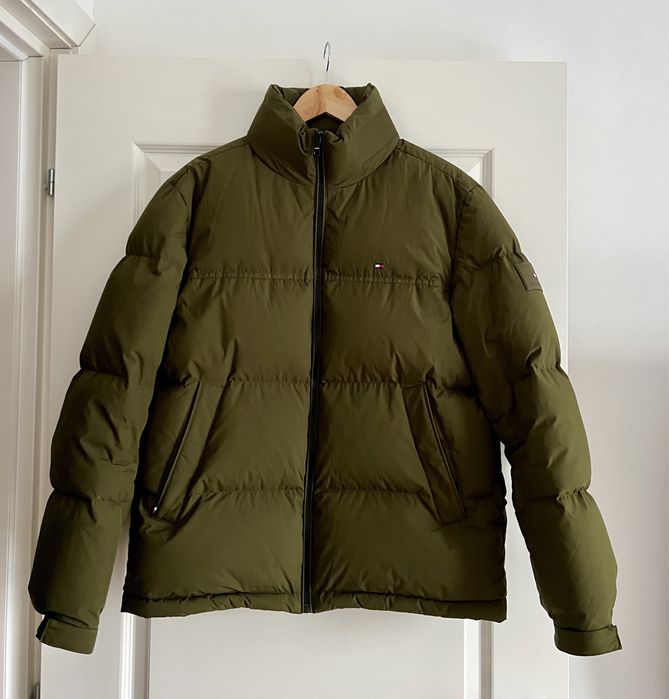 Geaca Tommy Hilfiger cu puf de gasca