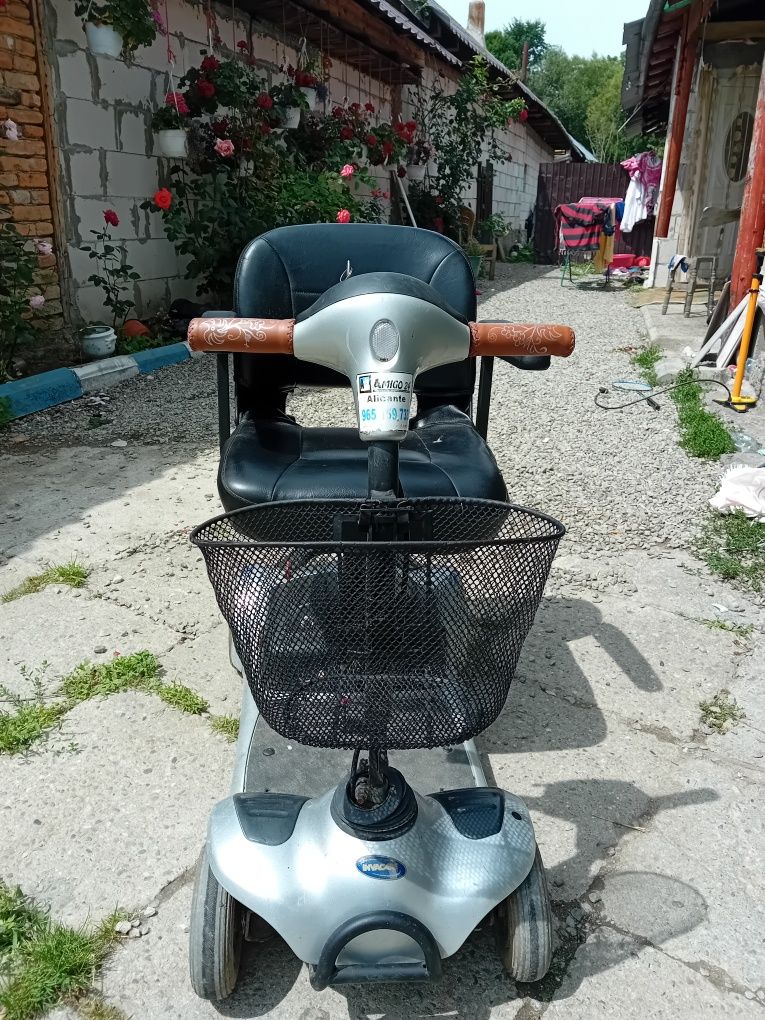 Scuter electric persoane cu dizabilități