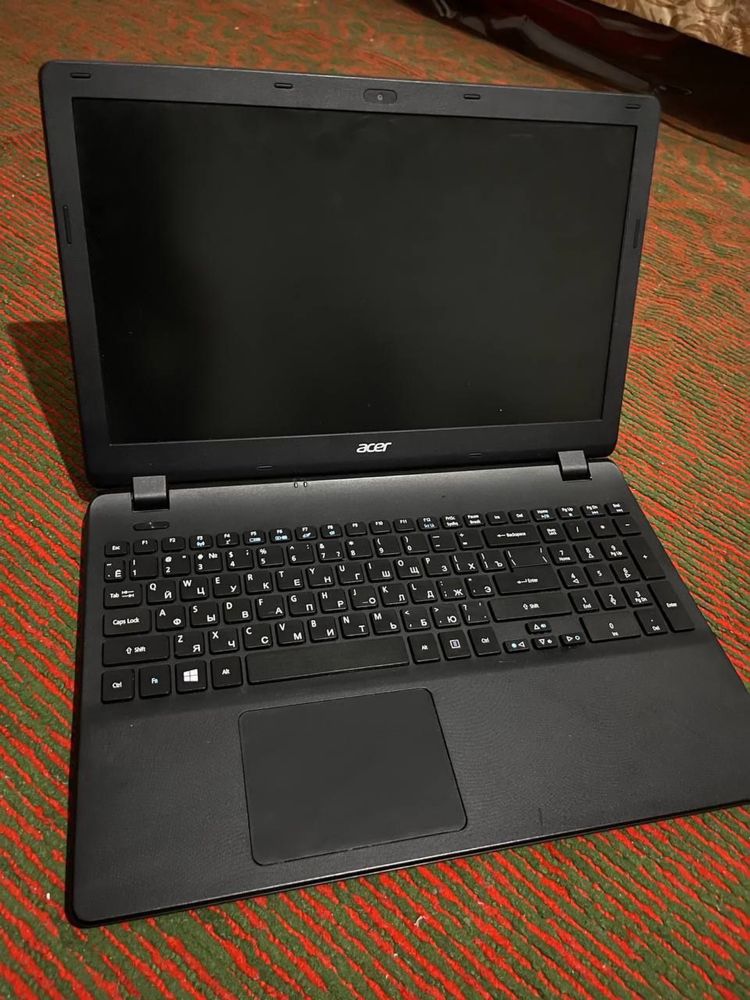 Acer noutbuk 3060 holati ideal aybi yuq
