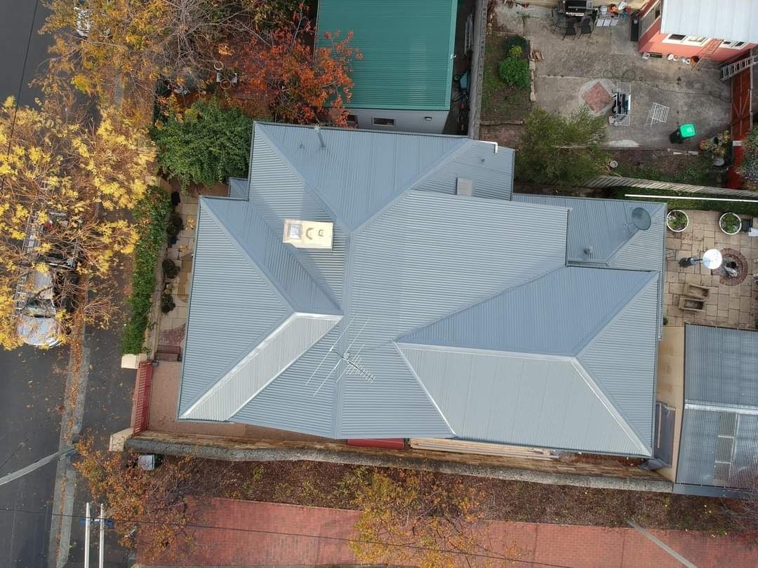 Vopsim orice tip de tablă pe acoperisuri la case vile/biserici, struct