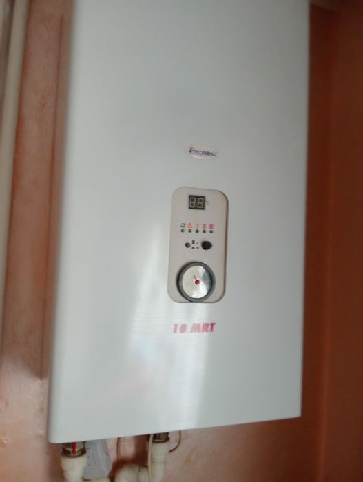 Vând centrala pe curent