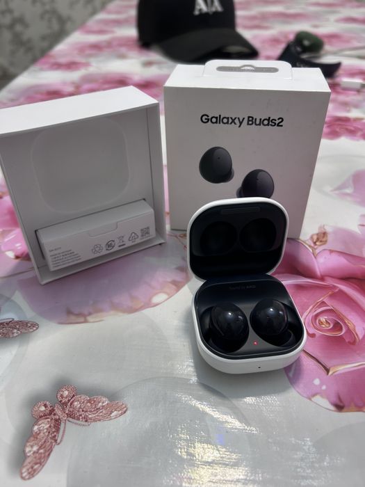 Продам Samsung Buds 2 /Самсунг бадс2 наушник
