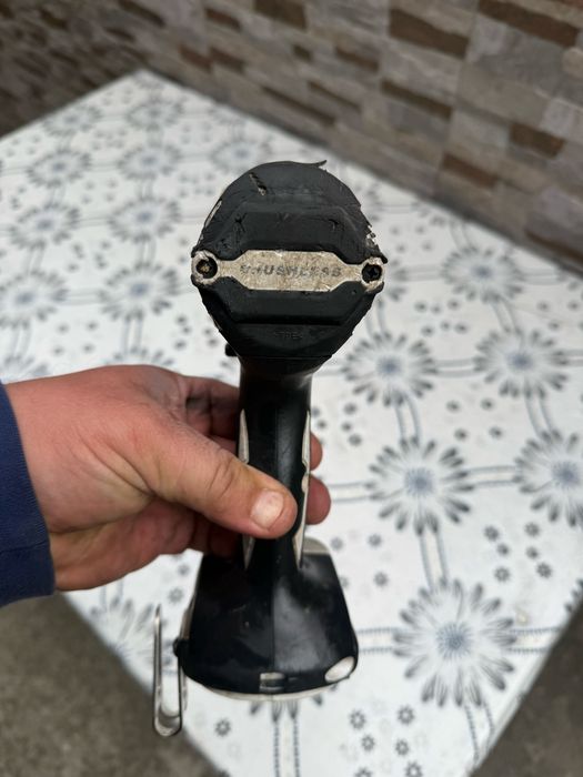 Акумулаторен ударен винтоверт MAKITA