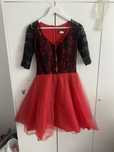 Rochie ocazie rosu cu negru dantelat