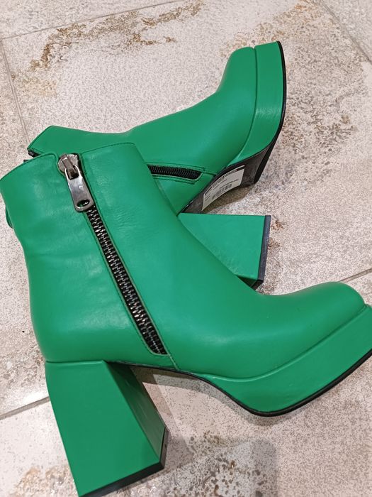 Нови естествена кожа