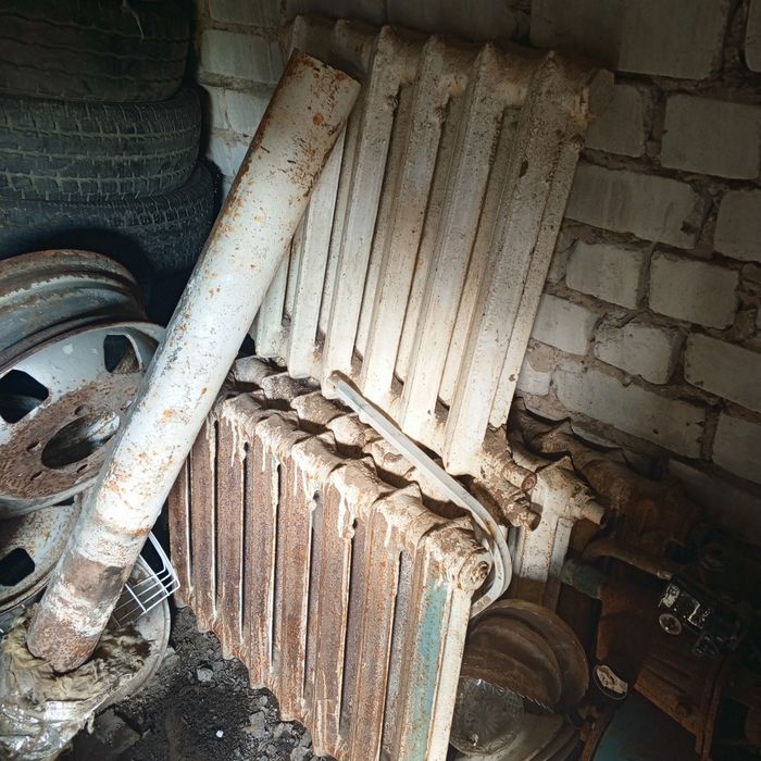 Продам чугунные батареи и трубы