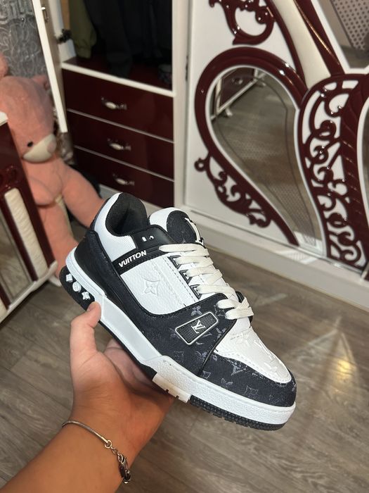 Louis vuitton trainers