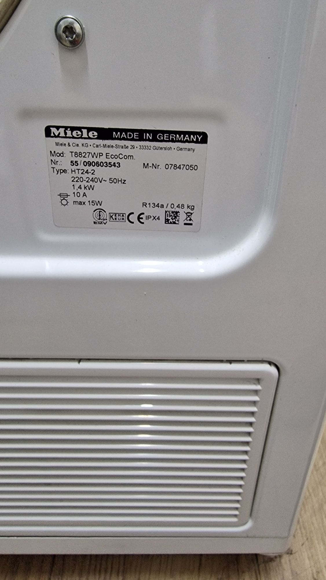 Сушилня Miele Softronic 9 кг T8827WP термопомпа