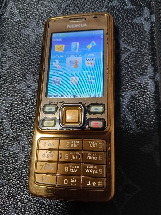 Assalom alekum telefon sotiladi Original Nokia 6300 Gold