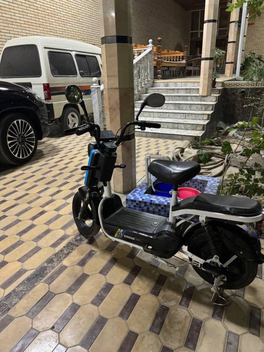 Срочно продайотся скутер