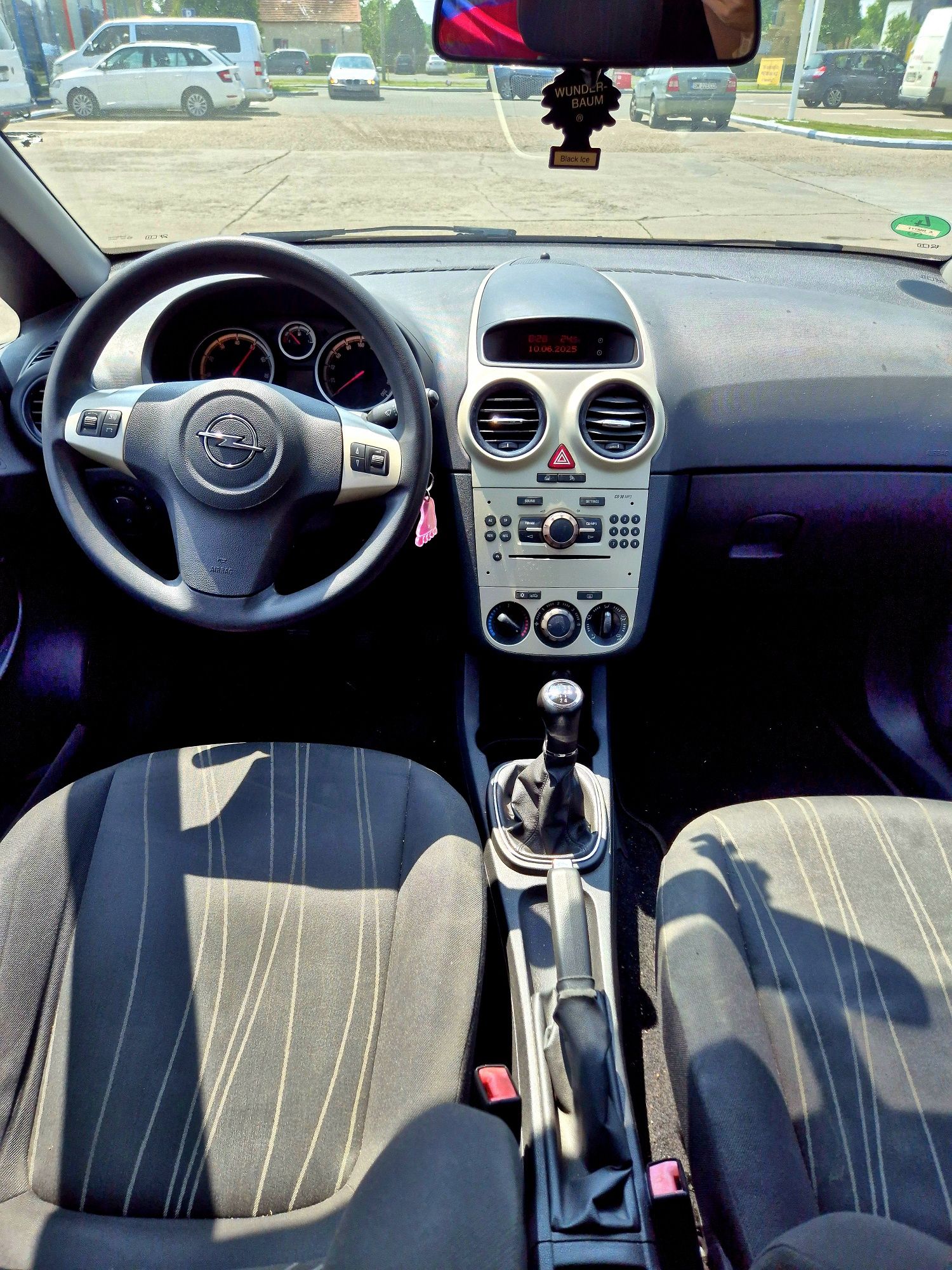 Vând Opel Corsa D