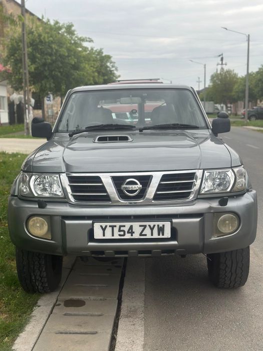 Motor Nissan patrol y61 zd 30 an 2003.   2004