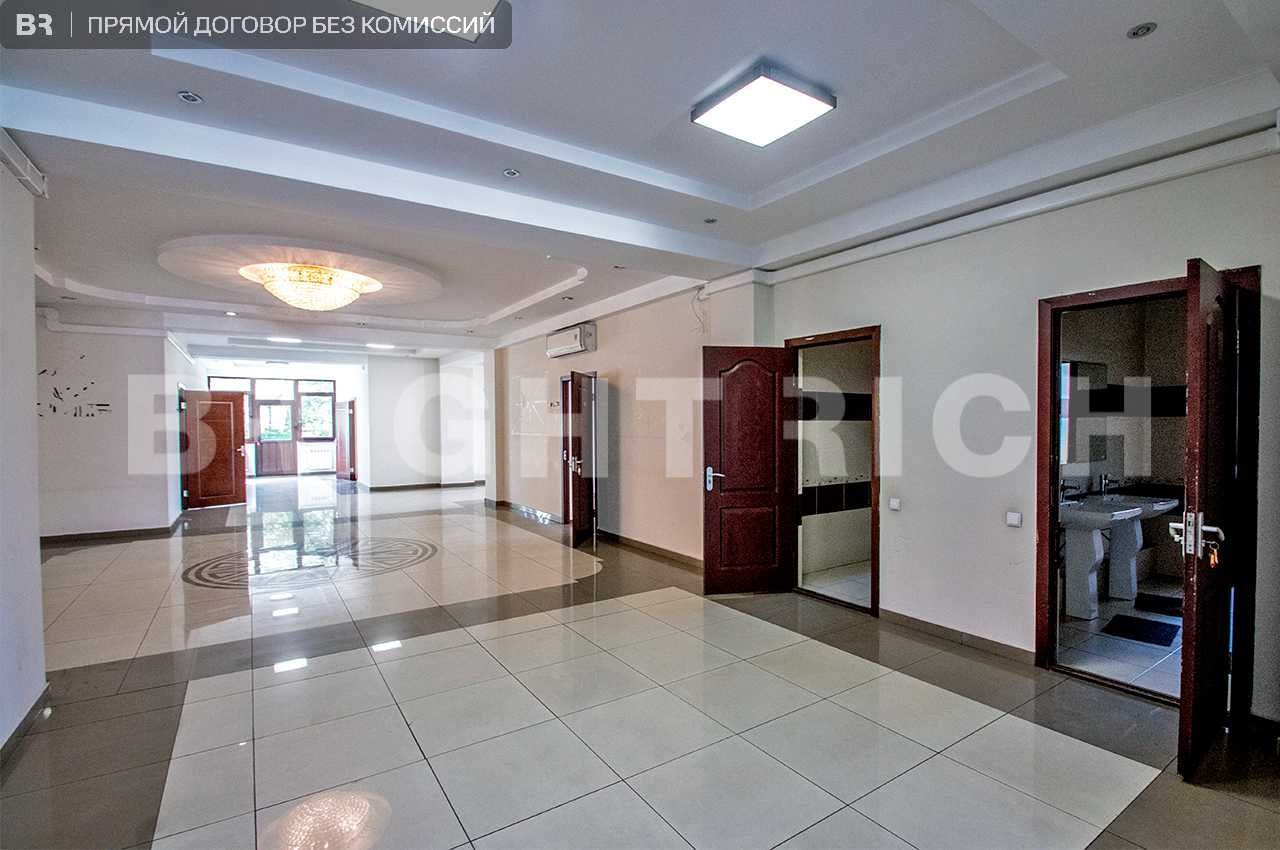 Аренда офиса 1700м², отдельно стоящее здание в центре города
