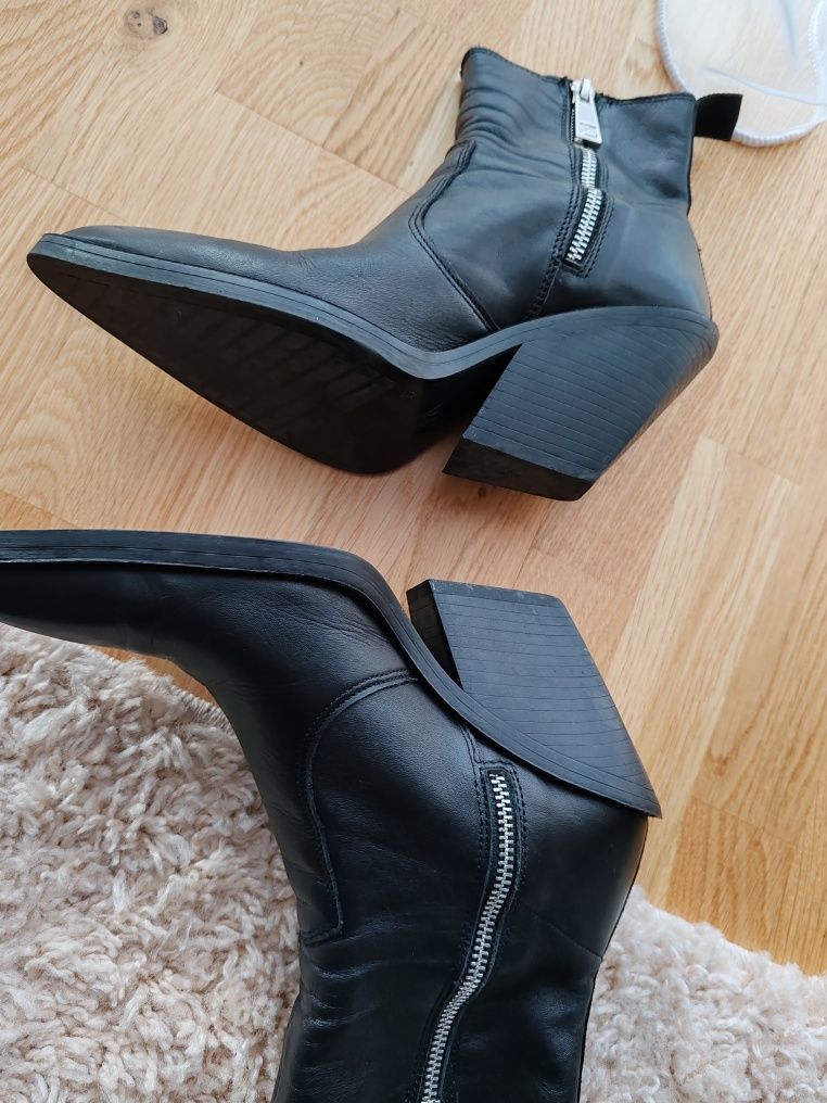 Botine stil cowboy piele Zara