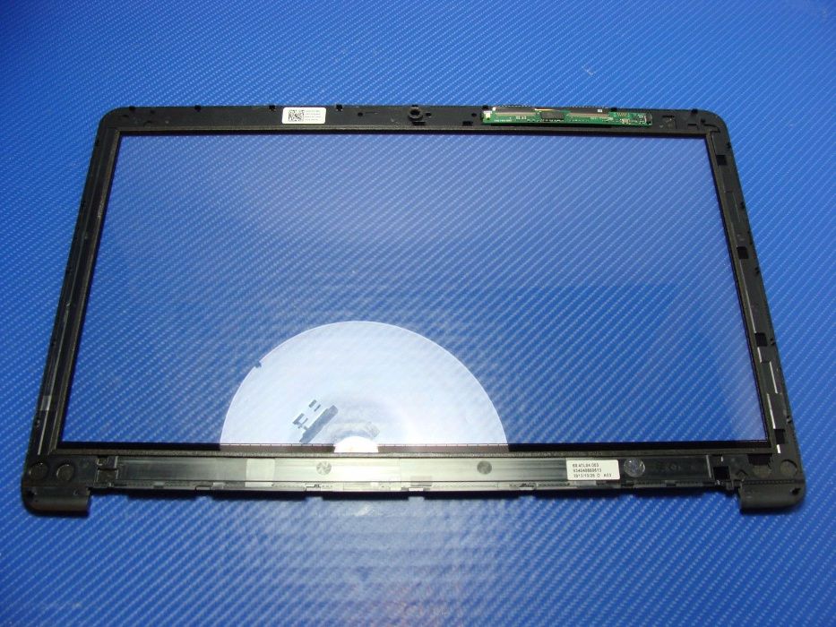 Rama LCD (LCD Front Bezel w/ Digitizer) ptDell Inspiron 7537 p/n PV7P5