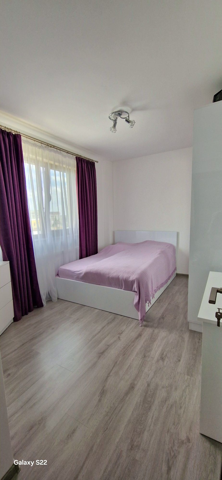 Vând apartament 3 camere Trivale, Pitești