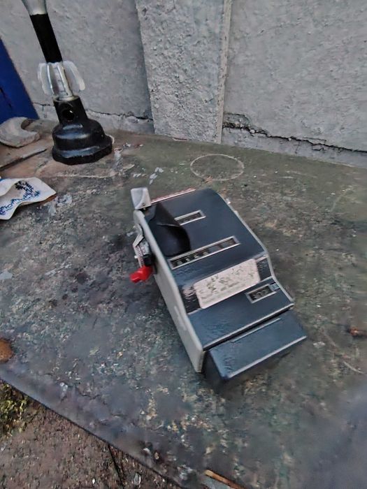 Postala masina de francat posta germana