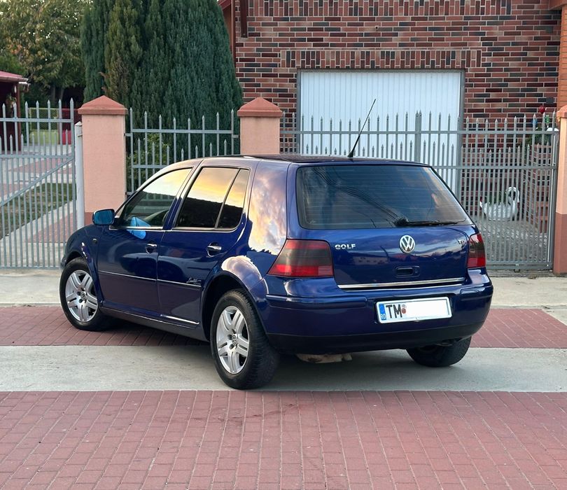 Vw Golf 4 1.9 tdi  6+1 viteze an 2002  acte la zi fiscal pe loc