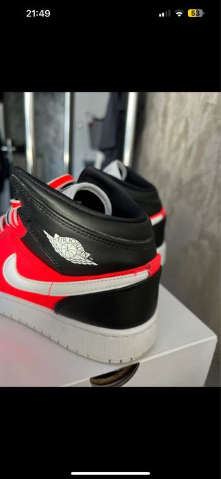 Nime air jordan low