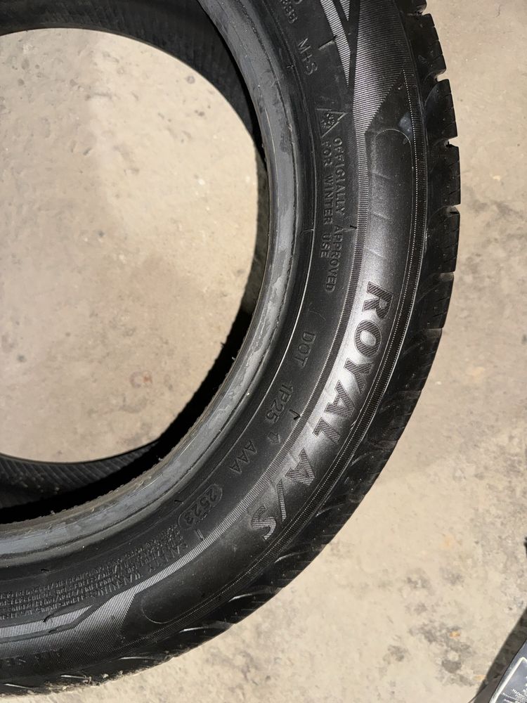 шины в отличном состоянии 195/55/15 Royal Black не проехал 10.000
