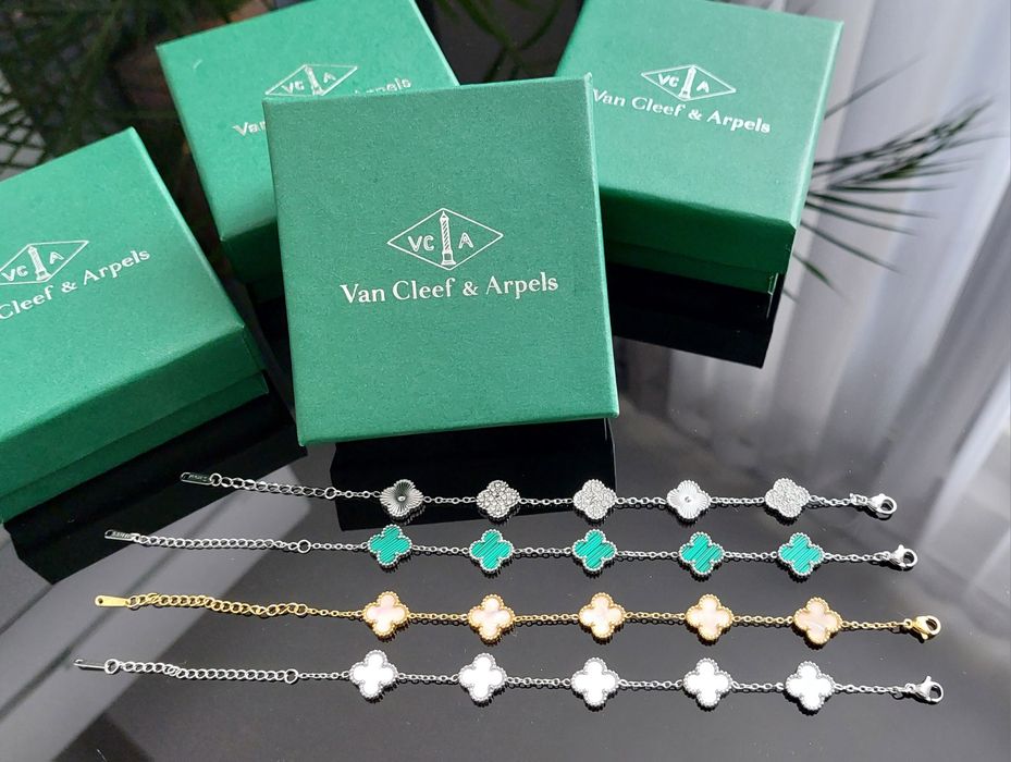 Гривни Van Cleef