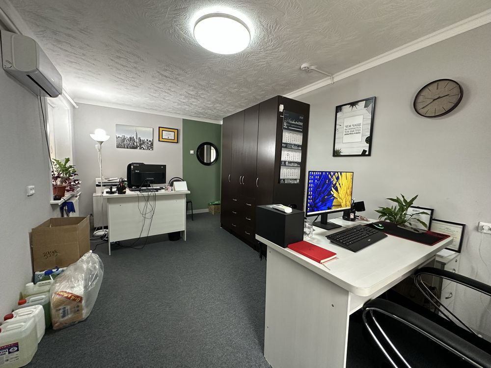 Сдаётся в аренду офисное здание — 858 м²