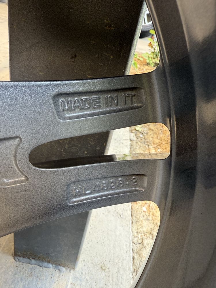 Mercedes-bens arginal R18 diska balon