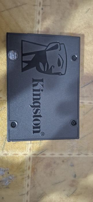 Продаю SSD Kingston